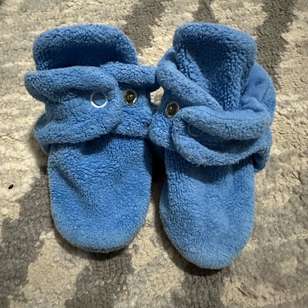 Zutano booties